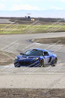 media/Dec-30-2023-Lotus Club Golden G (Sat) [[d3870bf35f]]/Intermediate/Session 4 (Off Ramp)/